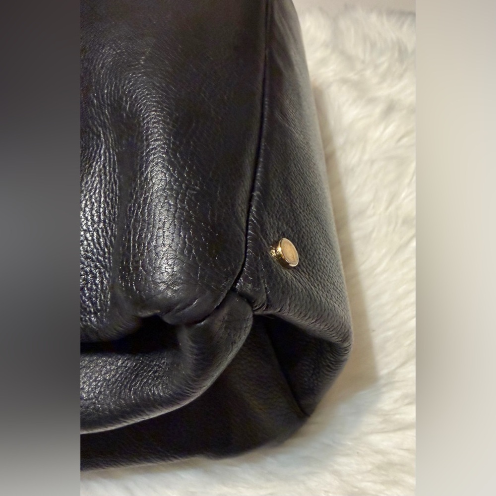 Banana Republic Vintage Hartford Satchel Leather Tote - Picture 7 of 16